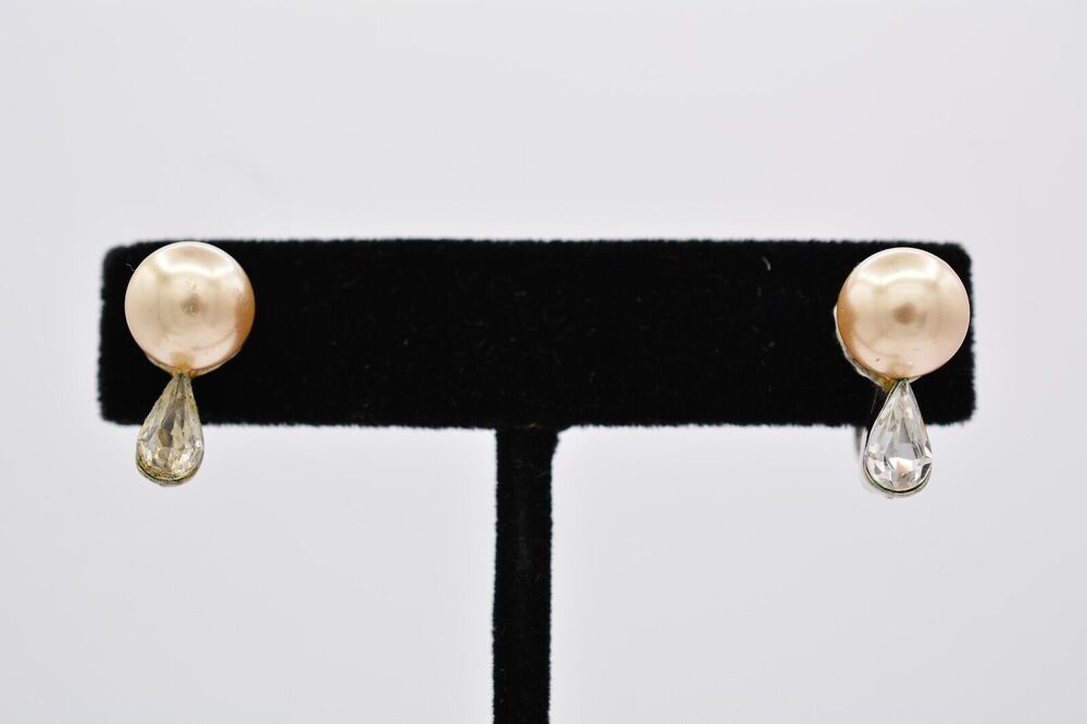 Vintage Screw Back Clip Earrings Rhinestone Crystal Huggie 1980s BinAK
